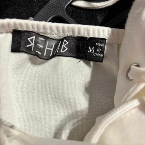 White Lace-Up Halter Bodysuit - Picture 5 of 15